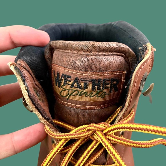 L.L. Bean Style Waterproof Leather Boots - Picture 3 of 5
